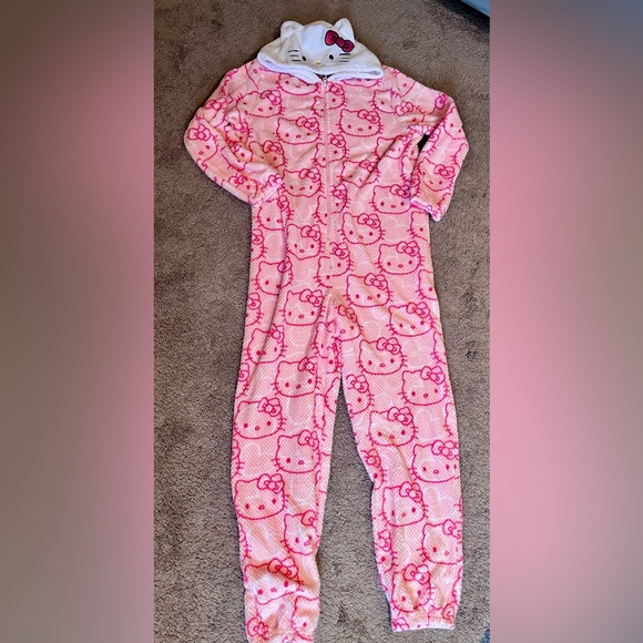Hello Kitty Other - Hello Kitty women’s one piece pyjamas with hood - Size extra large